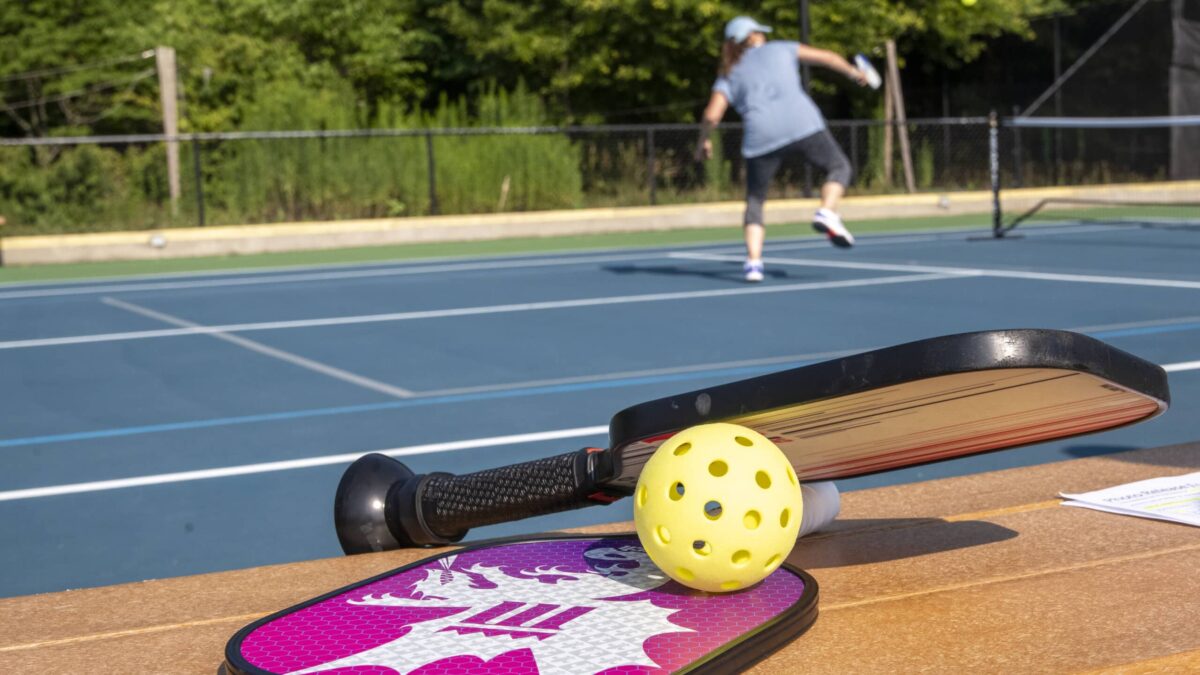 Những mẫu vợt Pickleball đáng mua nhất cuối năm 2024 Hinh anh 6: Nhung mau vot Pickleball dang mua nhat cuoi nam 2024